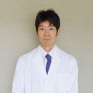 院長 若松 研弥